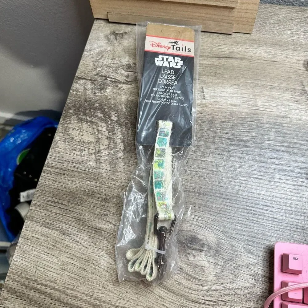 Disney Tails Pet Grogu Star Wars Leash Brand new in Package